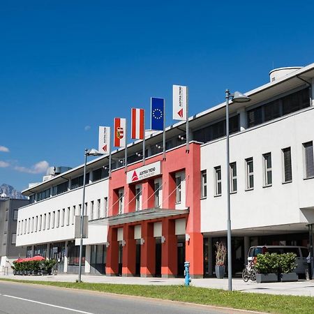 Austria Trend Hotel Salzburg West Himmelreich ภายนอก รูปภาพ
