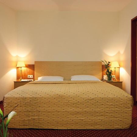 Austria Trend Hotel Salzburg West Himmelreich ภายนอก รูปภาพ