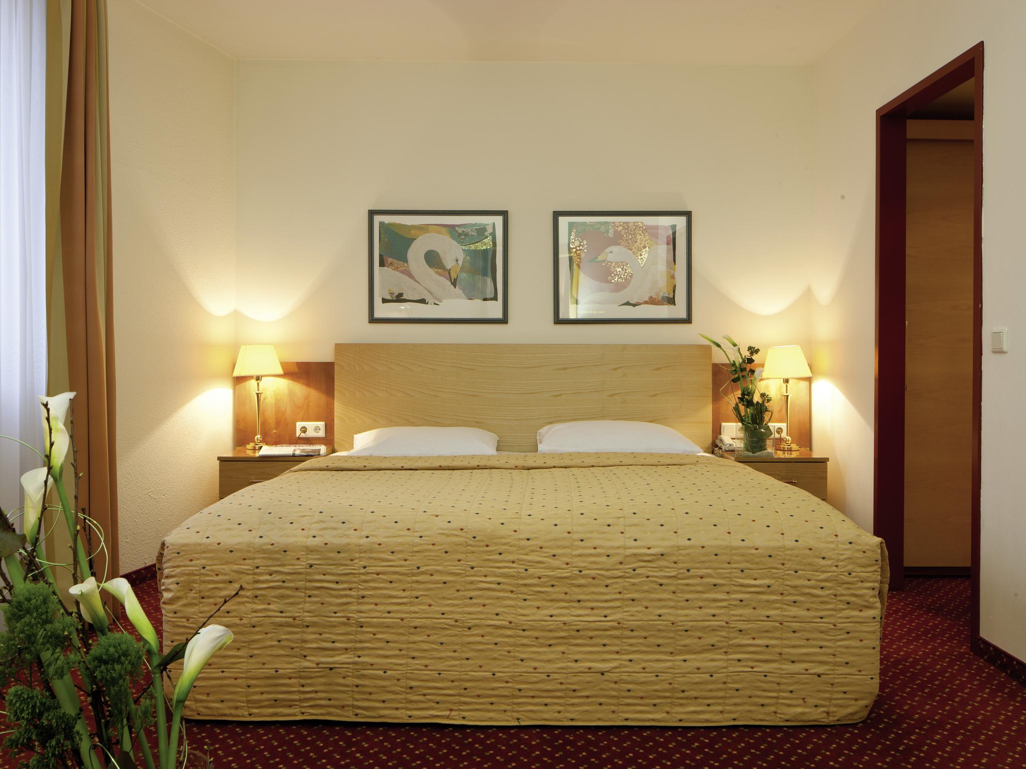 Austria Trend Hotel Salzburg West Himmelreich ภายนอก รูปภาพ