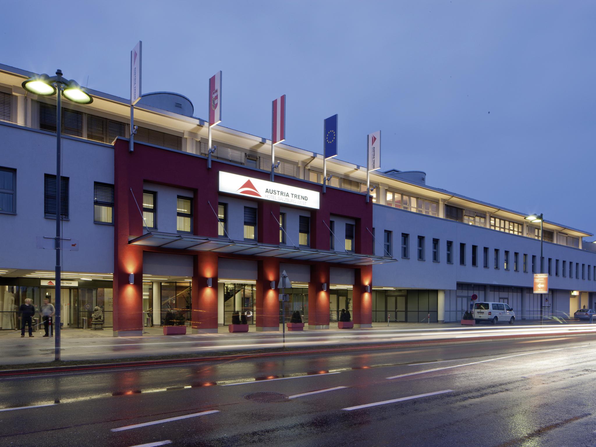Austria Trend Hotel Salzburg West Himmelreich ภายนอก รูปภาพ