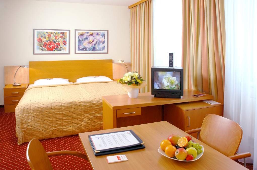 Austria Trend Hotel Salzburg West Himmelreich ภายนอก รูปภาพ