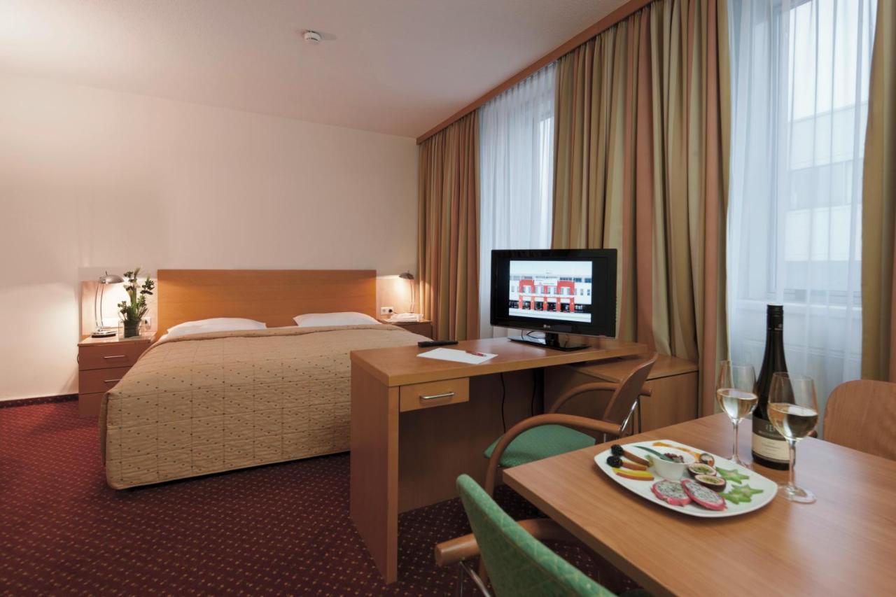 Austria Trend Hotel Salzburg West Himmelreich ภายนอก รูปภาพ