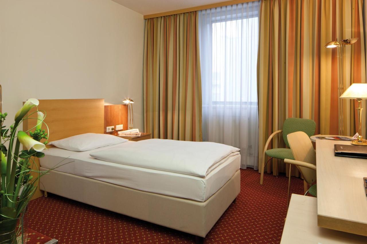 Austria Trend Hotel Salzburg West Himmelreich ภายนอก รูปภาพ