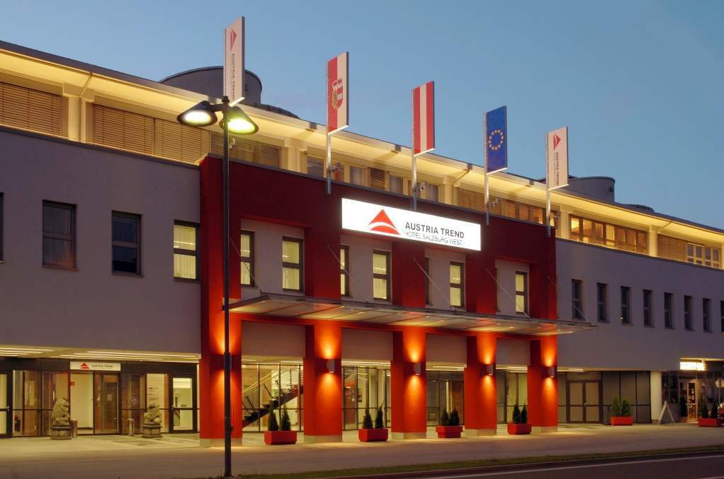 Austria Trend Hotel Salzburg West Himmelreich ภายนอก รูปภาพ