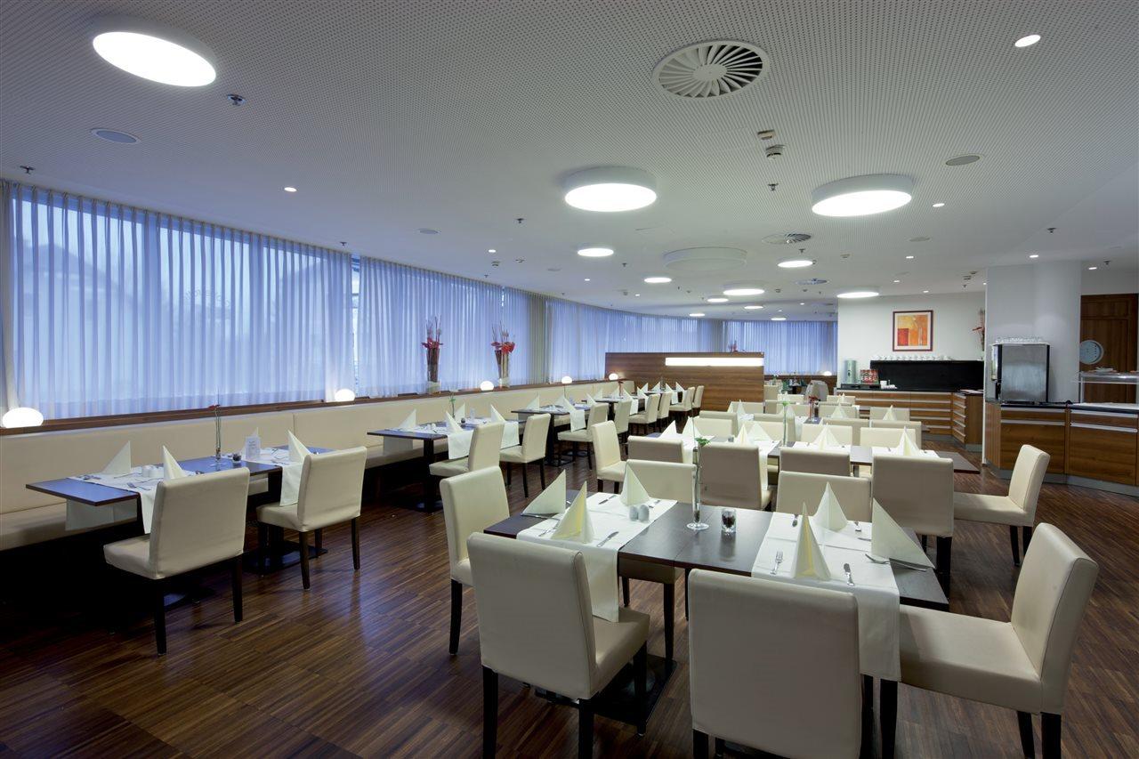 Austria Trend Hotel Salzburg West Himmelreich ร้านอาหาร รูปภาพ