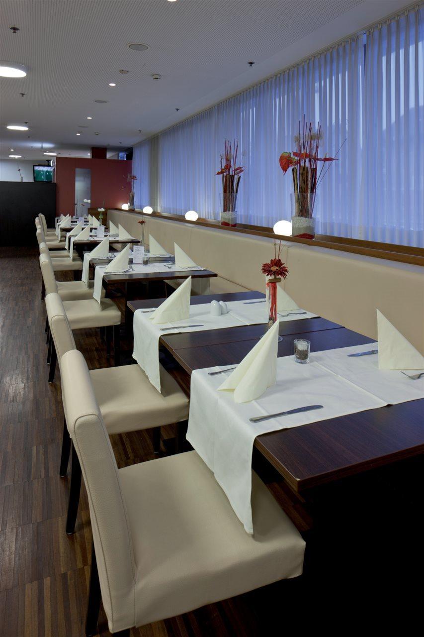 Austria Trend Hotel Salzburg West Himmelreich ภายนอก รูปภาพ