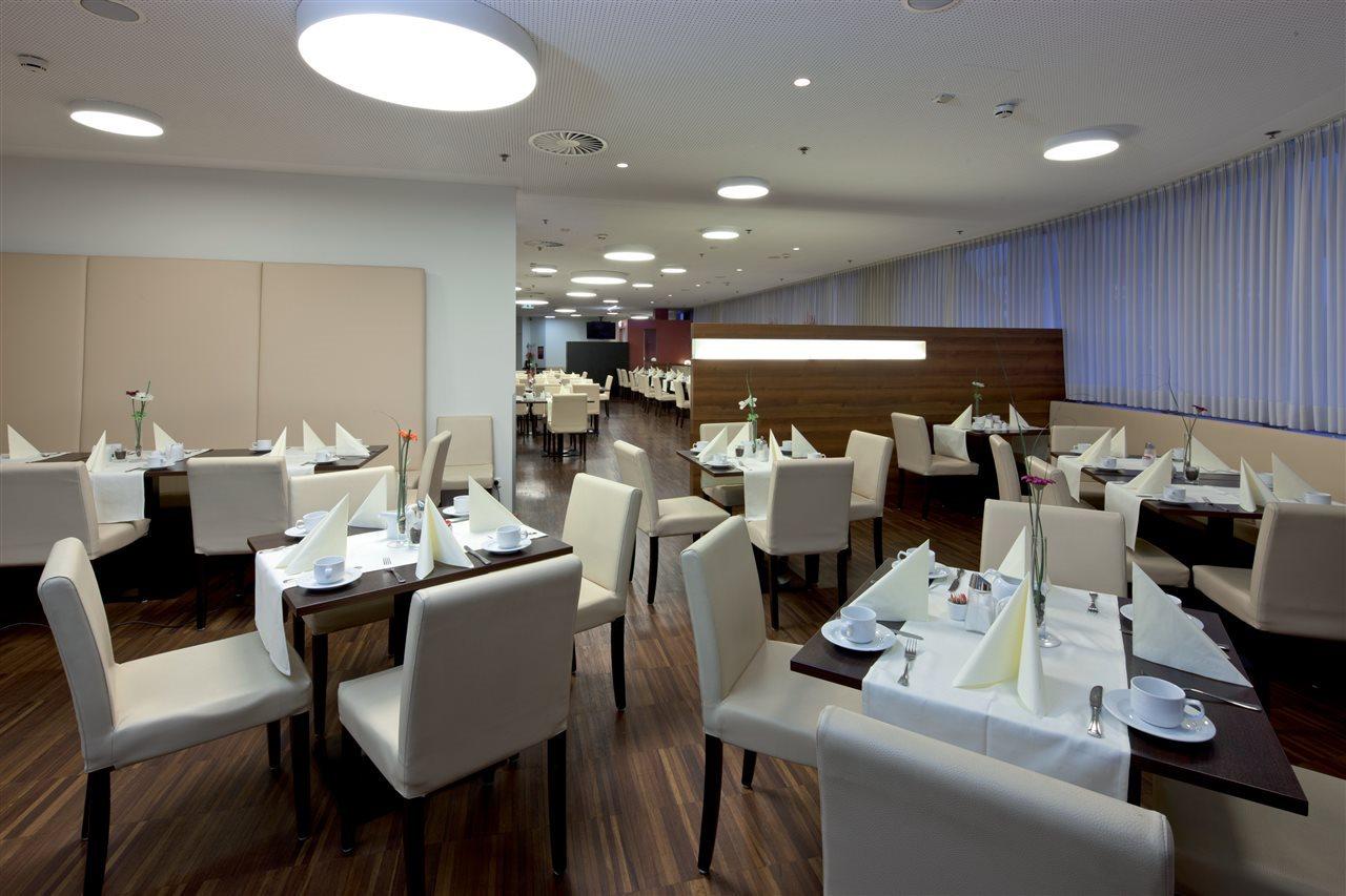 Austria Trend Hotel Salzburg West Himmelreich ภายนอก รูปภาพ