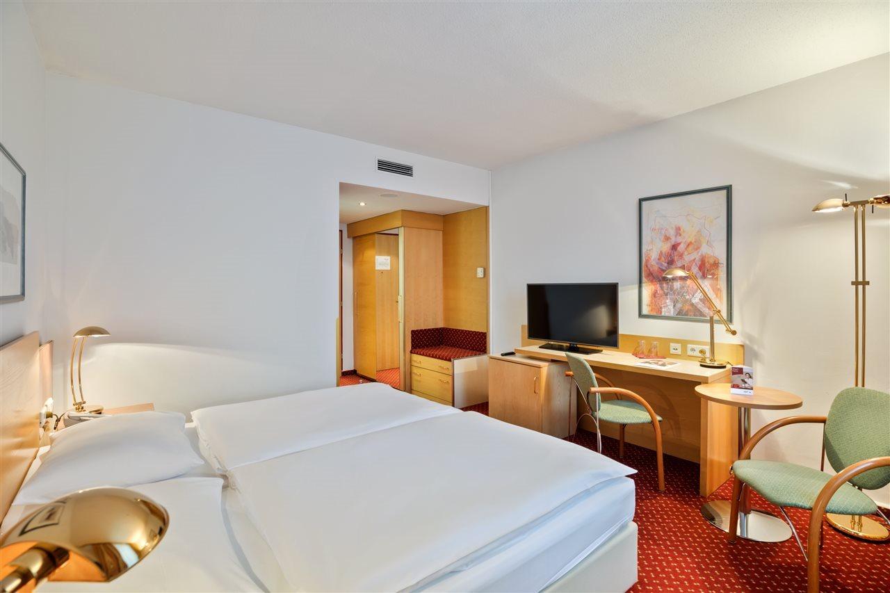 Austria Trend Hotel Salzburg West Himmelreich ภายนอก รูปภาพ